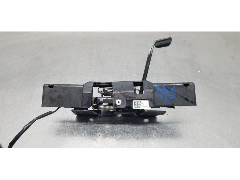 Recambio de cerradura capot para hyundai tucson klass referencia OEM IAM 81130N9000  