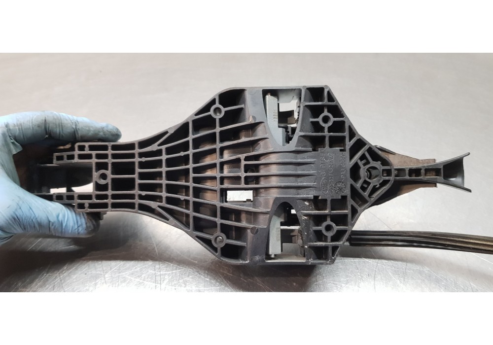 Recambio de cerradura puerta delantera derecha para land rover discovery sport pure referencia OEM IAM LR078707 FK72203A28EE CPL