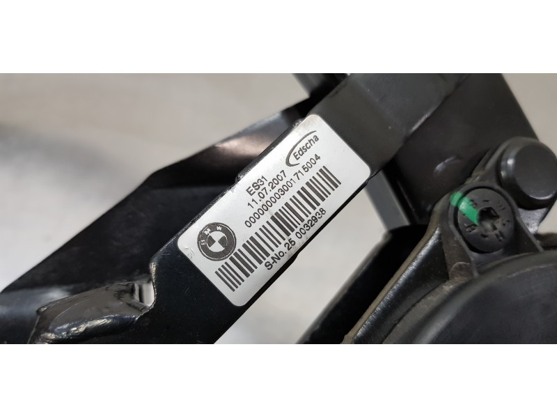 Recambio de moldura para bmw serie 3 cabrio (e93) 320i referencia OEM IAM 54377203116   Recambio de moldura para bmw serie 3 cabrio (e93) 320i referencia OEM IAM 54377203116