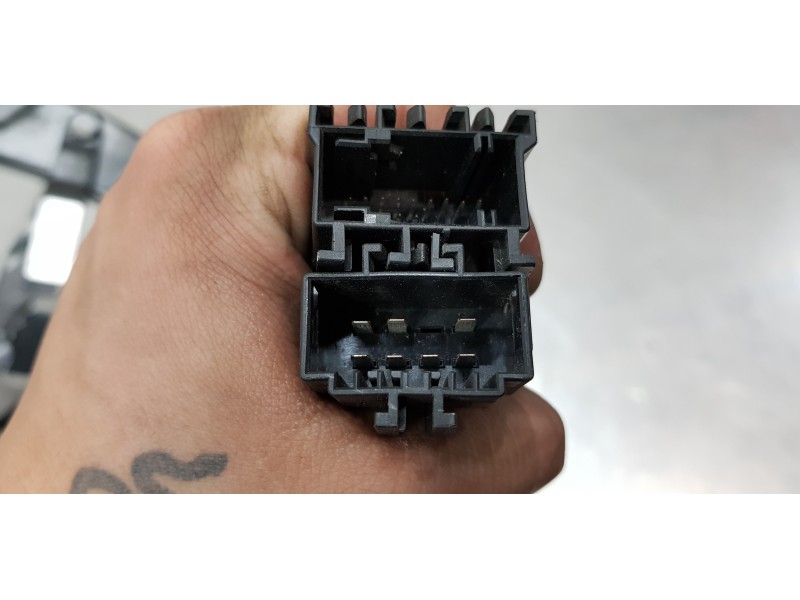 Recambio de moldura para bmw serie 3 cabrio (e93) 320i referencia OEM IAM 54377203116   Recambio de moldura para bmw serie 3 cabrio (e93) 320i referencia OEM IAM 54377203116