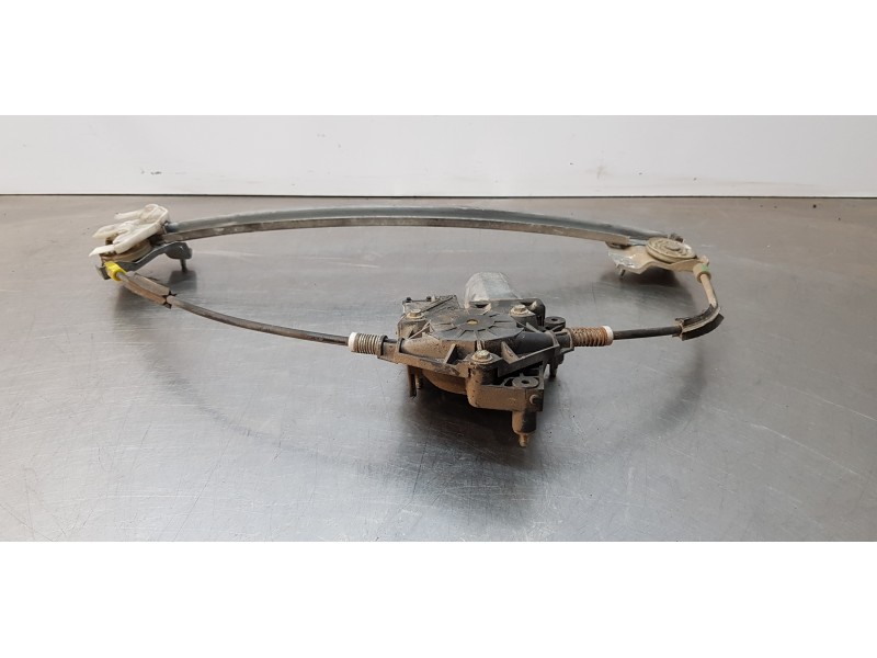 Recambio de elevalunas delantero izquierdo para peugeot 406 berlina (s1/s2) svdt referencia OEM IAM 0130821674   Recambio de elevalunas delantero izquierdo para peugeot 406 berlina (s1/s2) svdt referencia OEM IAM 0130821674