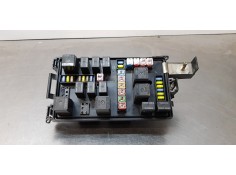 Recambio de caja reles / fusibles para chrysler 300 c 3.0 crd referencia OEM IAM P05087269AI