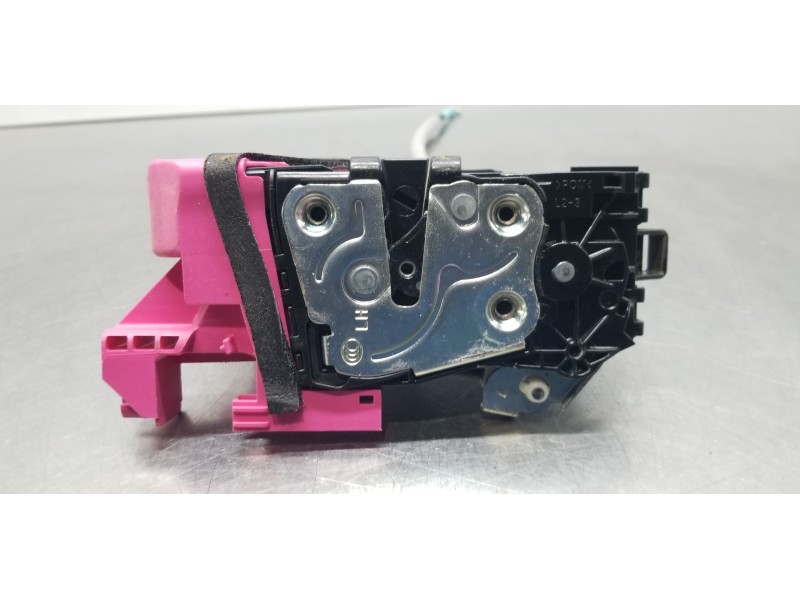 Recambio de cerradura puerta delantera izquierda para hyundai tucson klass referencia OEM IAM 81310N7000  