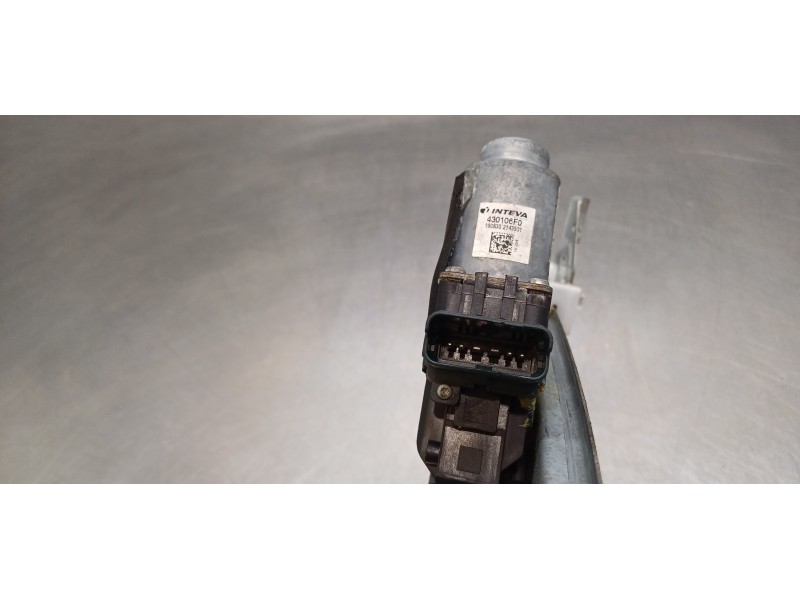 Recambio de elevalunas trasero derecho para renault scenic iv grand zen referencia OEM IAM 827201983R  