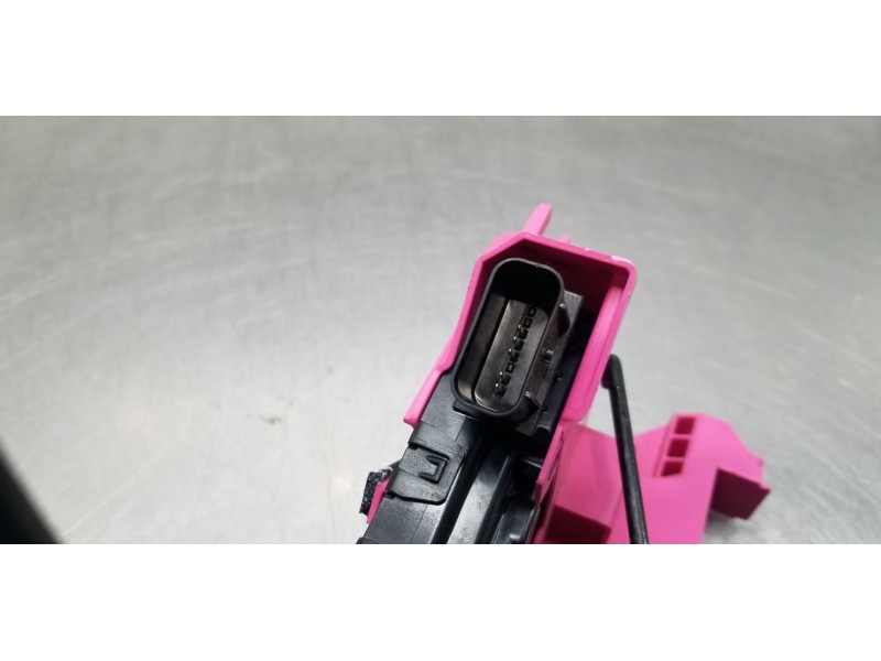 Recambio de cerradura puerta delantera izquierda para hyundai tucson klass referencia OEM IAM 81310N7000  