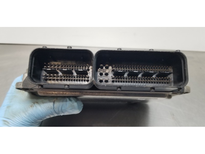 Recambio de centralita motor uce para opel insignia berlina edition referencia OEM IAM 55576906 0281017105  Recambio de centralita motor uce para opel insignia berlina edition referencia OEM IAM 55576906 0281017105