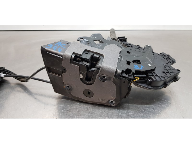 Recambio de cerradura puerta delantera izquierda para land rover discovery sport pure referencia OEM IAM LR078730 FK72203A29AE 