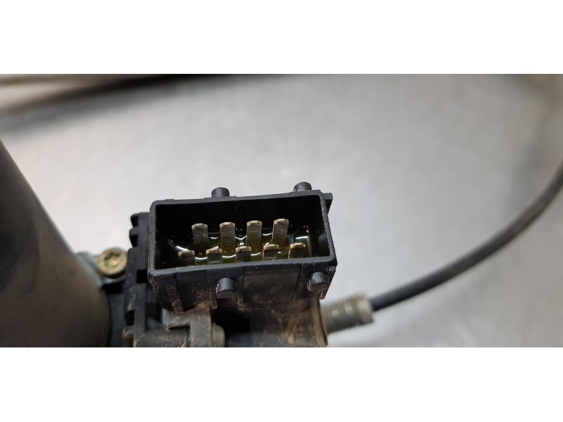 Recambio de elevalunas delantero izquierdo para peugeot 406 berlina (s1/s2) svdt referencia OEM IAM 0130821674   Recambio de elevalunas delantero izquierdo para peugeot 406 berlina (s1/s2) svdt referencia OEM IAM 0130821674