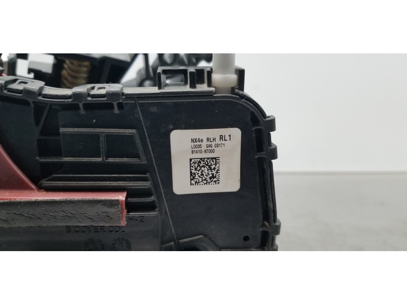 Recambio de cerradura puerta trasera izquierda para hyundai tucson klass referencia OEM IAM 81410N7000  