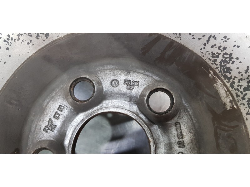 Recambio de llanta para volkswagen t5 bus (7e) caravelle comfortline lang 4motion referencia OEM IAM 7J5601027  