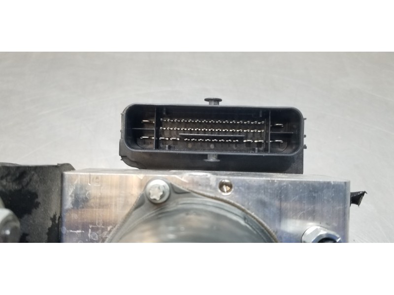 Recambio de abs para toyota corolla touring sports (e21) hybrid active referencia OEM IAM 4454002D70  