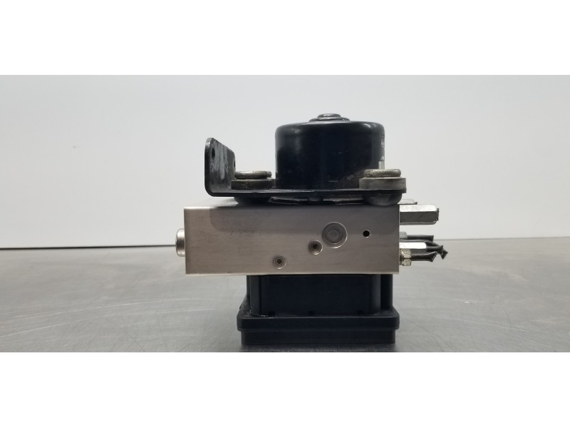 Recambio de abs para ssangyong kyron 200 xdi limited referencia OEM IAM 4894009600 06210208674  Recambio de abs para ssangyong kyron 200 xdi limited referencia OEM IAM 4894009600 06210208674