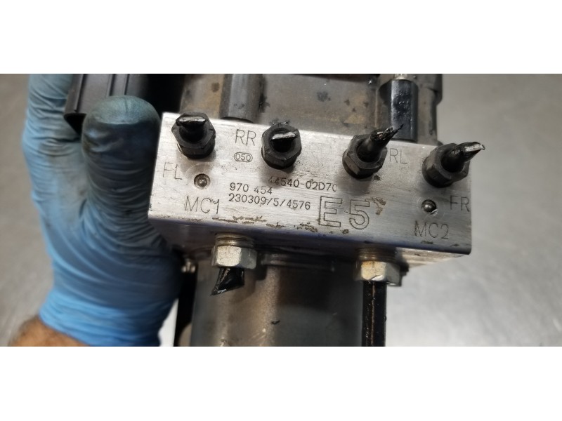 Recambio de abs para toyota corolla touring sports (e21) hybrid active referencia OEM IAM 4454002D70  