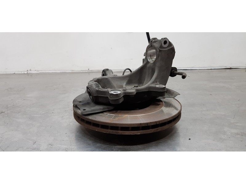 Recambio de mangueta delantera izquierda para renault scenic iv grand zen referencia OEM IAM 400113779R  