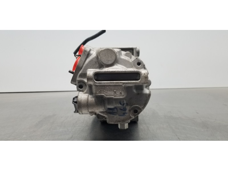 Recambio de compresor aire acondicionado para hyundai tucson klass referencia OEM IAM 97701N7000  