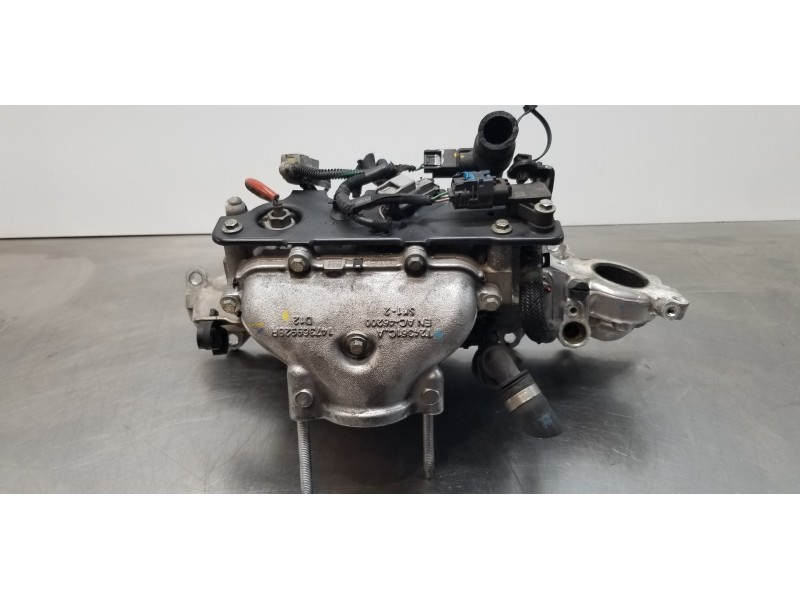 Recambio de colector admision para renault scenic iv grand zen referencia OEM IAM 140038639R  