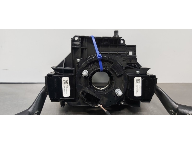 Recambio de anillo airbag para ford c-max trend referencia OEM IAM 1768432 ZWAC30088C  Recambio de anillo airbag para ford c-max trend referencia OEM IAM 1768432 ZWAC30088C