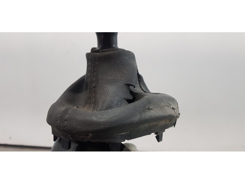 Recambio de palanca cambio para renault master kasten l3h2 hka 3,5t referencia OEM IAM 8200744935   Recambio de palanca cambio para renault master kasten l3h2 hka 3,5t referencia OEM IAM 8200744935