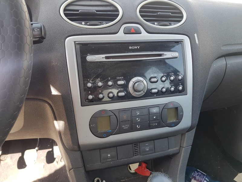 ford focus berlina (cap) del año 2006 ford focus berlina (cap) del año 2006