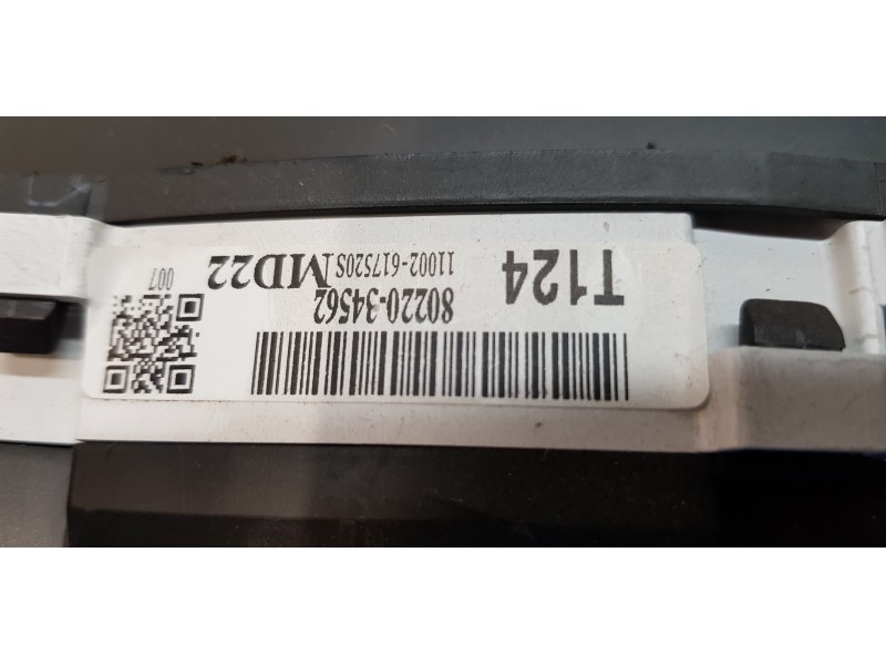 Recambio de cuadro instrumentos para ssangyong korando premium 4x2 referencia OEM IAM 8022034562  