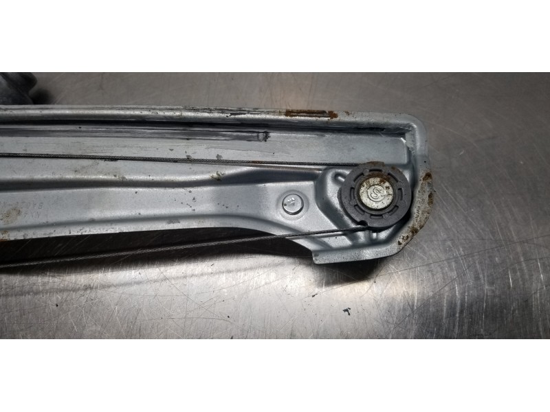 Recambio de elevalunas delantero derecho para hyundai tucson klass referencia OEM IAM 82460N7010 82404N7000 430106F0