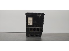 Recambio de caja reles / fusibles para renault megane ii berlina 3p emotion referencia OEM IAM 8200780007  