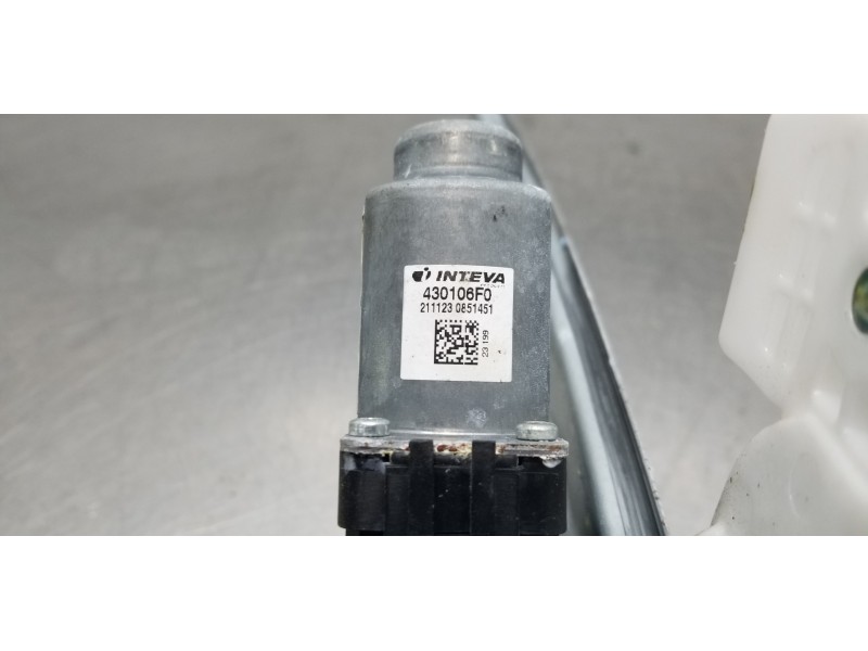 Recambio de elevalunas delantero derecho para hyundai tucson klass referencia OEM IAM 82460N7010 82404N7000 430106F0