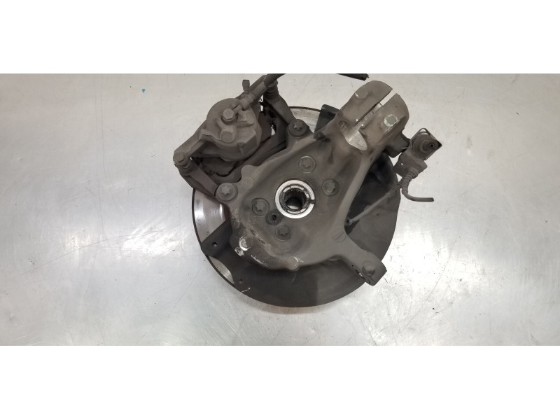 Recambio de mangueta delantera derecha para renault scenic iv grand zen referencia OEM IAM 400103354R  