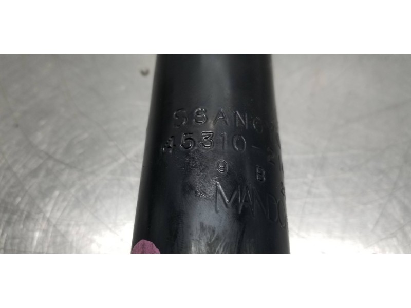 Recambio de amortiguador trasero izquierdo para ssangyong rodius xdi referencia OEM IAM 4530121300 4531021400 
