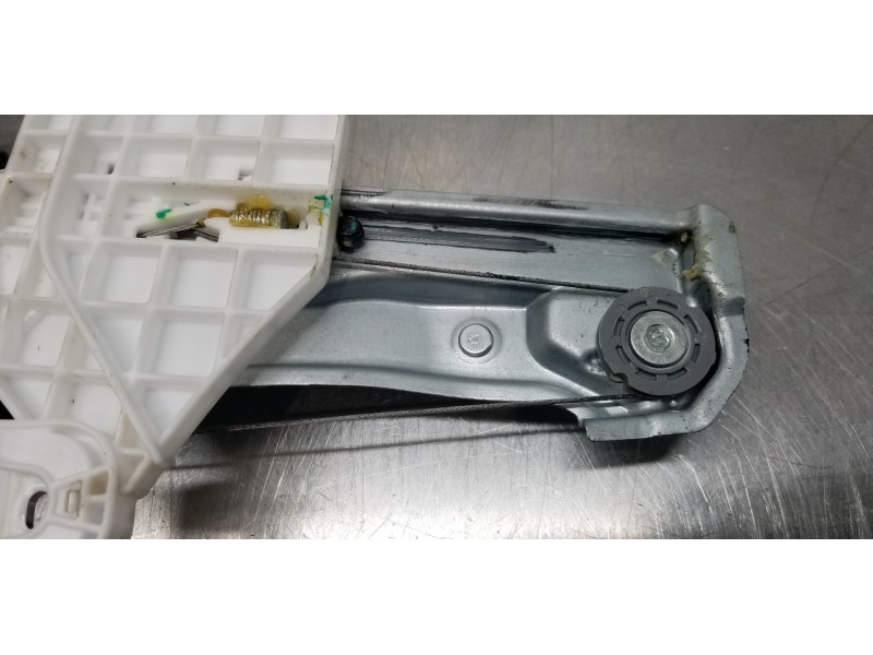 Recambio de elevalunas delantero izquierdo para hyundai tucson klass referencia OEM IAM 82450N7010 82403N7000 