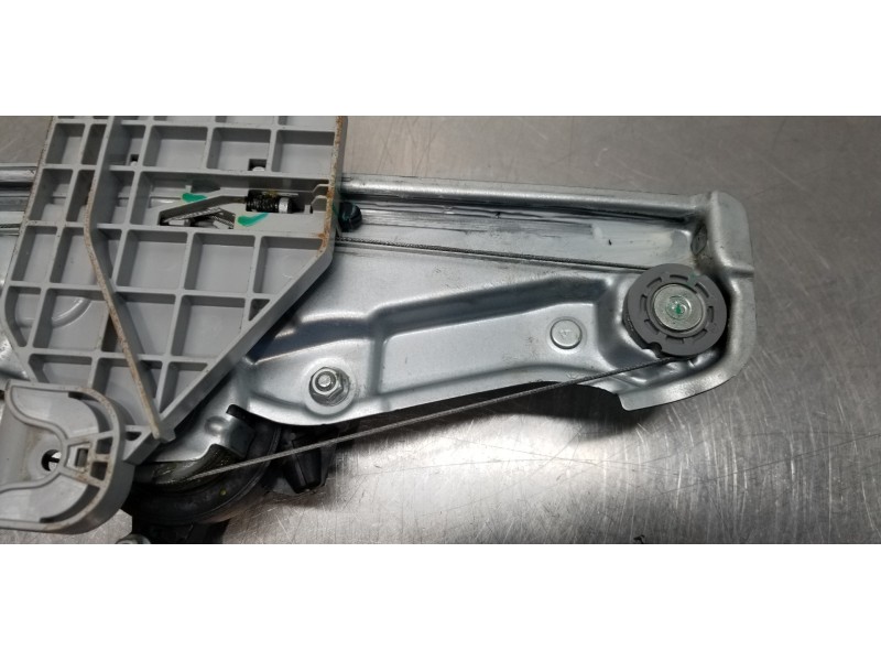 Recambio de elevalunas trasero derecho para hyundai tucson klass referencia OEM IAM 83460N7000 430100F0 83404N7000