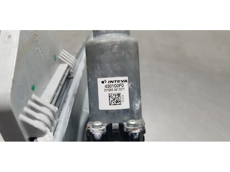 Recambio de elevalunas trasero derecho para hyundai tucson klass referencia OEM IAM 83460N7000 430100F0 83404N7000