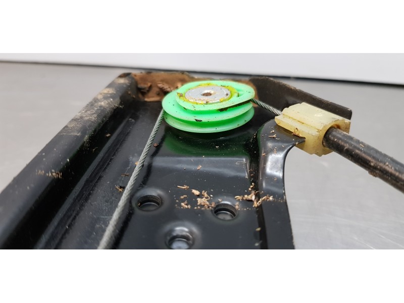 Recambio de elevalunas delantero izquierdo para ford c-max (ceu) titanium referencia OEM IAM AM51U23201BJ   Recambio de elevalunas delantero izquierdo para ford c-max (ceu) titanium referencia OEM IAM AM51U23201BJ