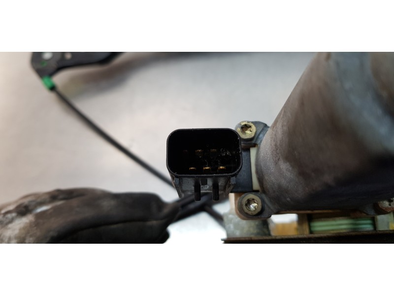 Recambio de elevalunas delantero derecho para chrysler 300 c 3.0 crd referencia OEM IAM 5065474AD   Recambio de elevalunas delantero derecho para chrysler 300 c 3.0 crd referencia OEM IAM 5065474AD