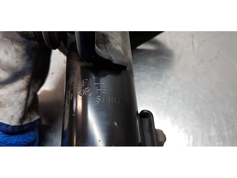 Recambio de amortiguador delantero derecho para mitsubishi lancer berlina (cy0) intense referencia OEM IAM 4060A066   Recambio de amortiguador delantero derecho para mitsubishi lancer berlina (cy0) intense referencia OEM IAM 4060A066