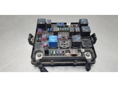 Recambio de caja reles / fusibles para ssangyong rodius xdi referencia OEM IAM 8235021050 8235021140 