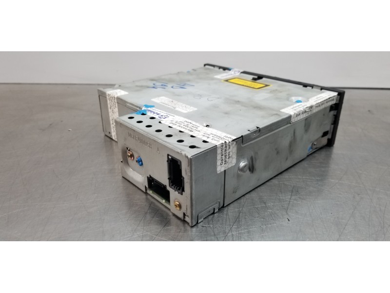Recambio de sistema audio / radio cd para audi a8 (4e2) 4.2 quattro referencia OEM IAM 4E0035111  