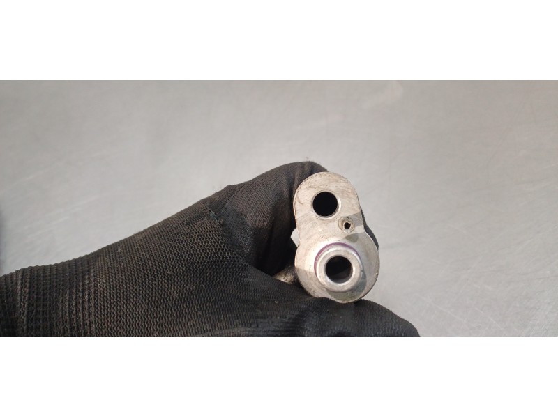 Recambio de tubos aire acondicionado para volkswagen t5 bus (7e) caravelle comfortline lang 4motion referencia OEM IAM 7E1820741