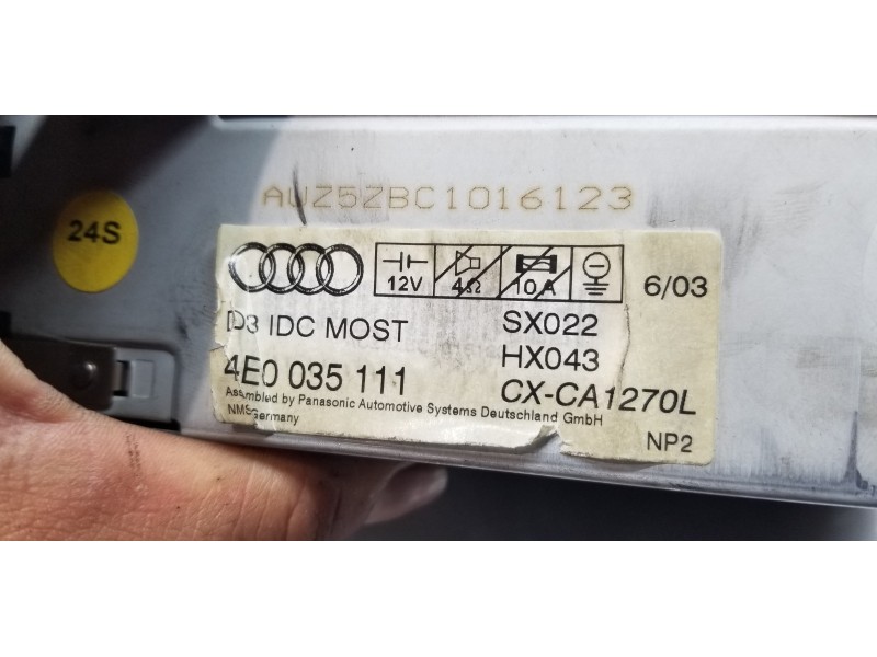 Recambio de sistema audio / radio cd para audi a8 (4e2) 4.2 quattro referencia OEM IAM 4E0035111  