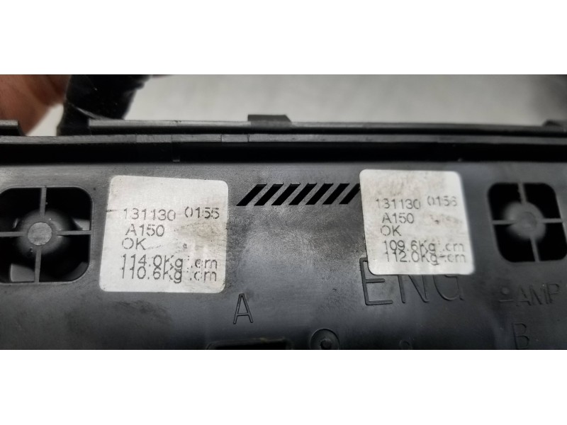 Recambio de caja reles / fusibles para ssangyong rodius xdi referencia OEM IAM 8235021050 8235021140 
