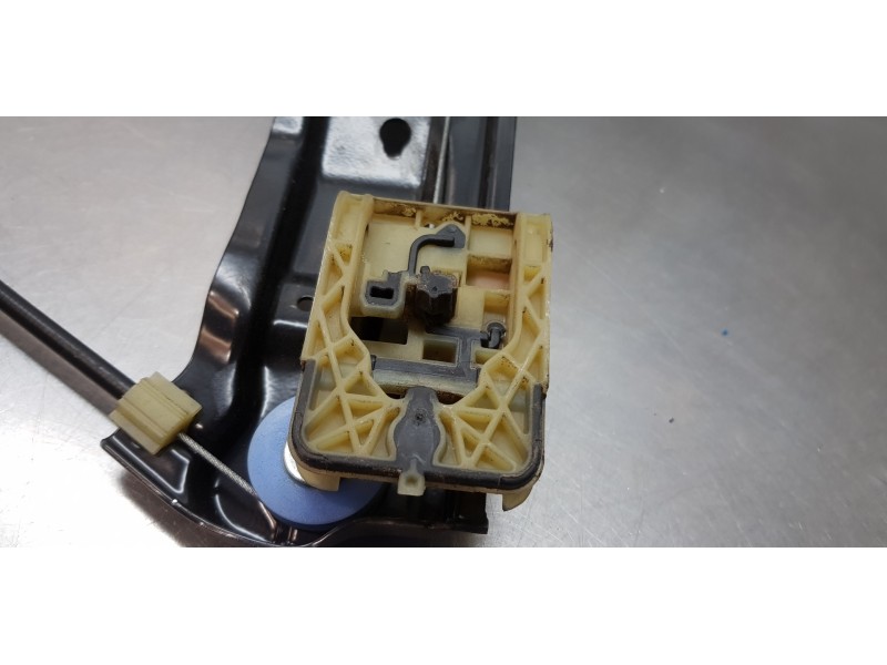 Recambio de elevalunas delantero derecho para land rover discovery sport pure referencia OEM IAM LR058512 FK7223200AC FK7223200A