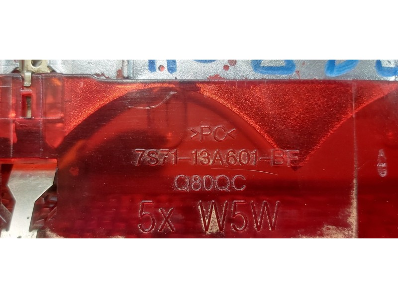 Recambio de luz central de freno para ford c-max trend referencia OEM IAM 2085725 7S7113A601BE  Recambio de luz central de freno para ford c-max trend referencia OEM IAM 2085725 7S7113A601BE