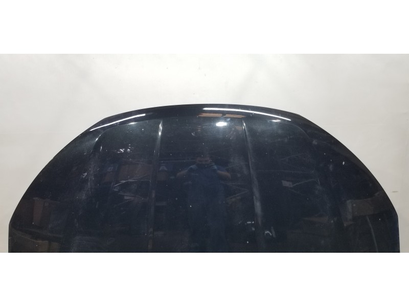 Recambio de capot para ssangyong rodius xdi referencia OEM IAM 6101021201  