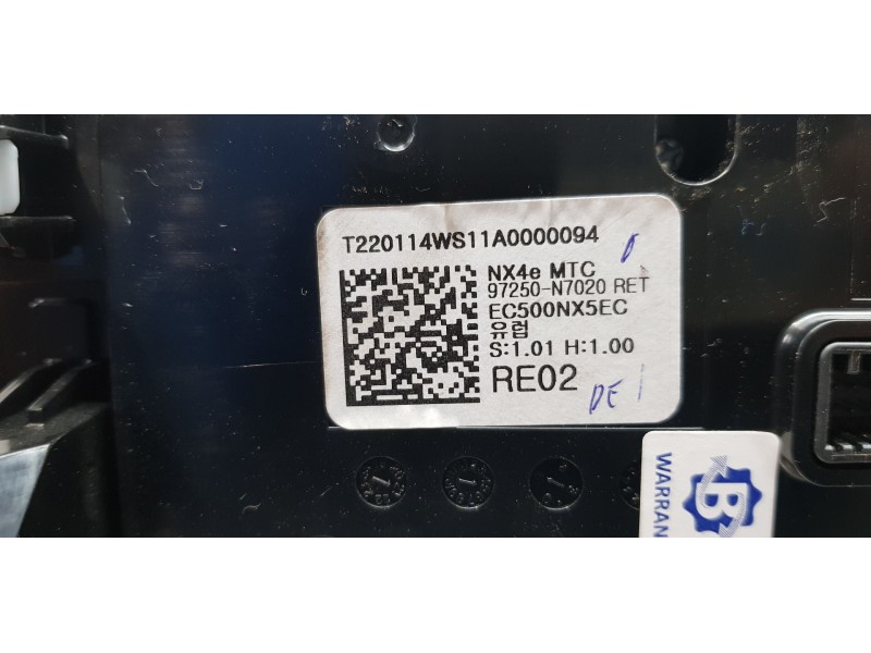 Recambio de mando climatizador para hyundai tucson klass referencia OEM IAM 97250N7020RET  