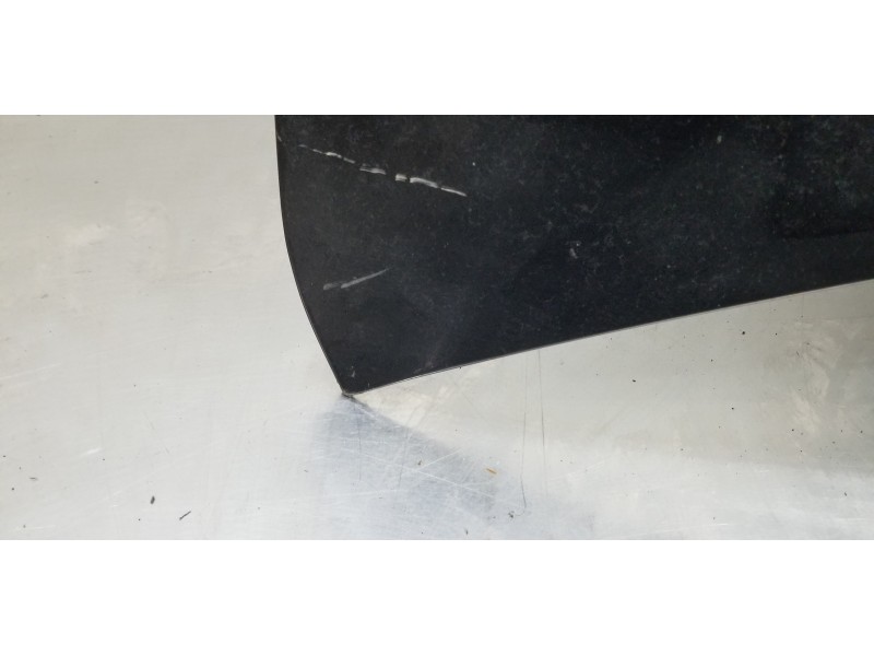 Recambio de capot para ssangyong rodius xdi referencia OEM IAM 6101021201  