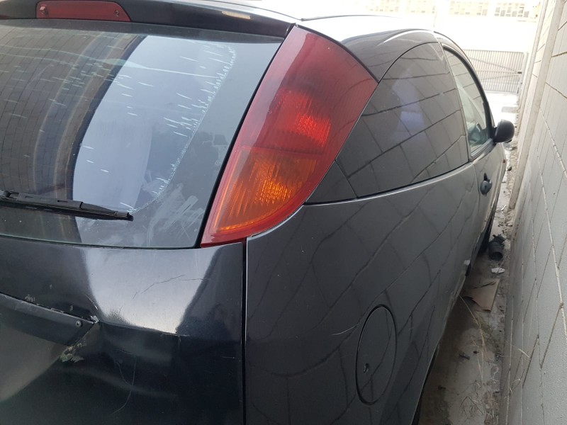 ford focus berlina (cak) del año 2002