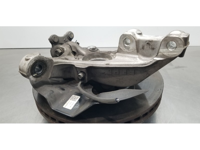 Recambio de mangueta delantera derecha para hyundai tucson klass referencia OEM IAM 51711N7000 51706N7100 