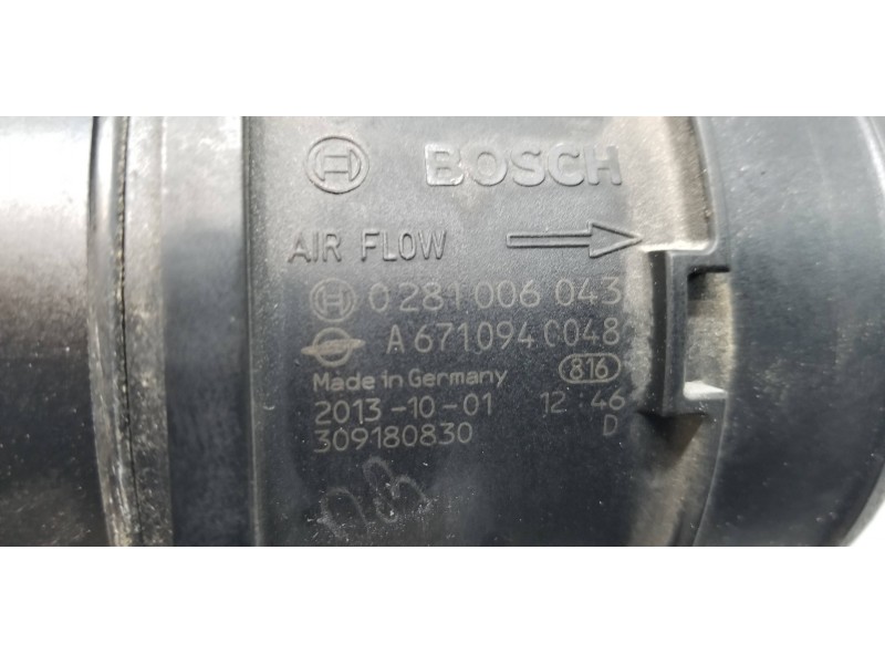 Recambio de caudalimetro para ssangyong rodius xdi referencia OEM IAM A6710940048 0281006043 