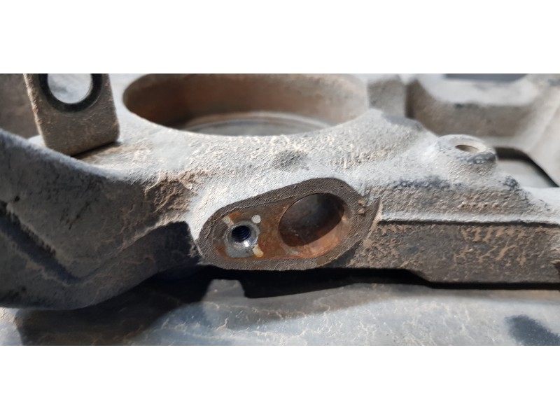 Recambio de mangueta delantera izquierda para ssangyong korando premium 4x2 referencia OEM IAM 4121134004   Recambio de mangueta delantera izquierda para ssangyong korando premium 4x2 referencia OEM IAM 4121134004