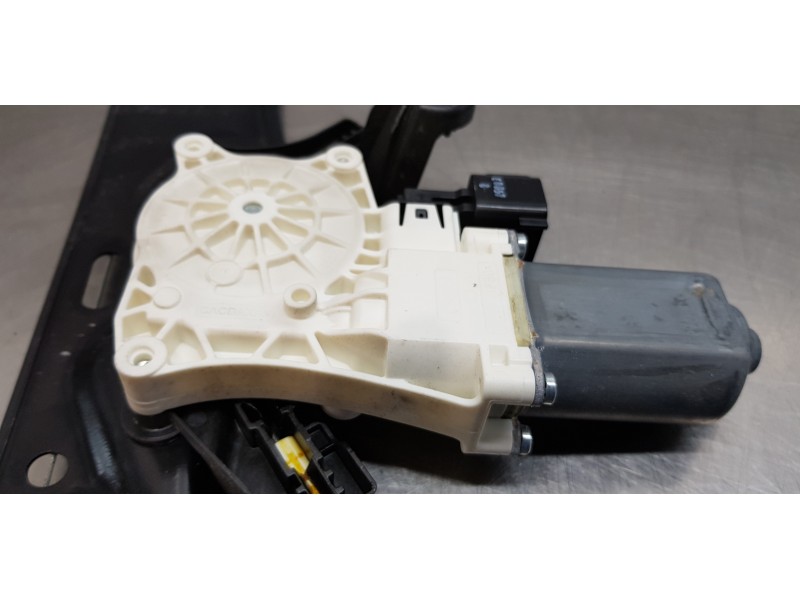 Recambio de elevalunas delantero izquierdo para land rover discovery sport pure referencia OEM IAM LR058513 FK7223201AC 